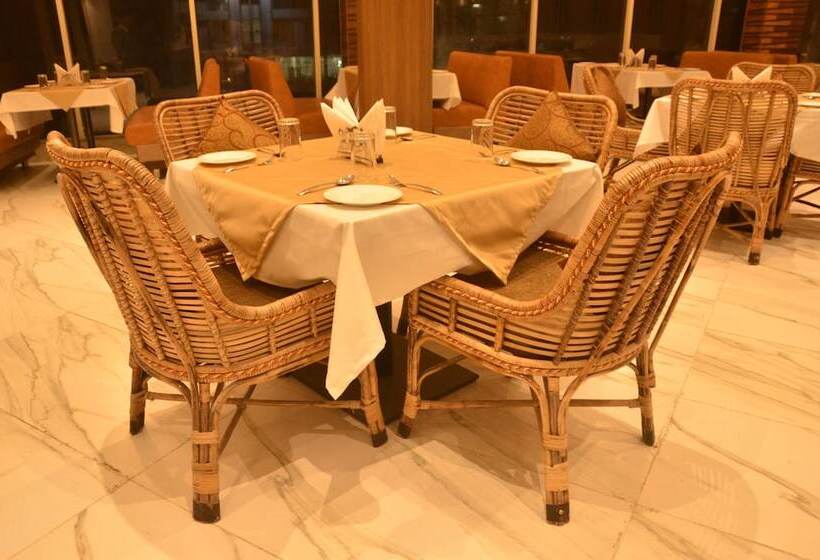 Hotel Vlm Grand Placid