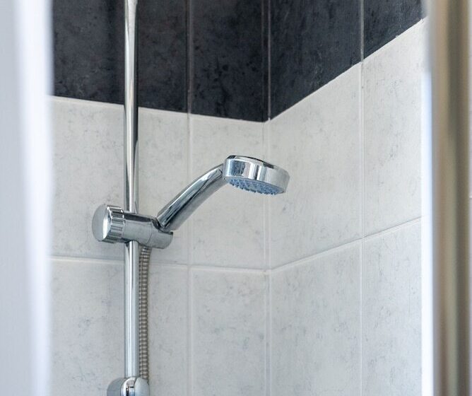 Отель Serenity Hideaway