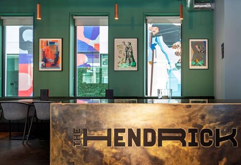 בית מלון כפרי The Hendrick Smithfield