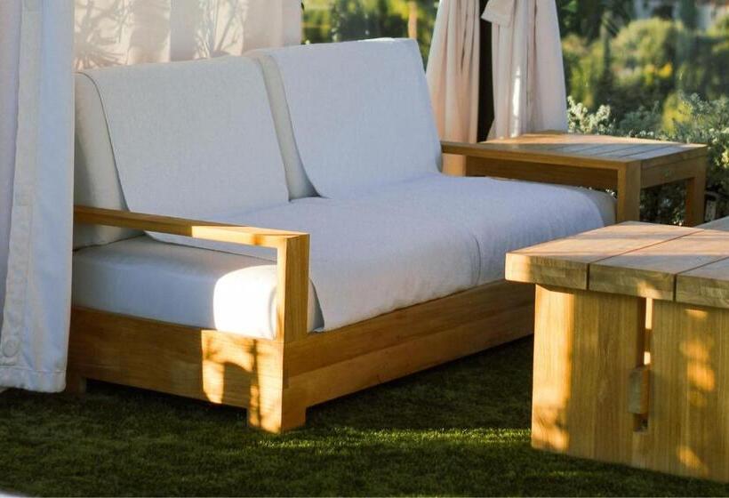 هتل The West Hollywood Edition