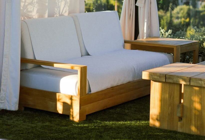 هتل The West Hollywood Edition