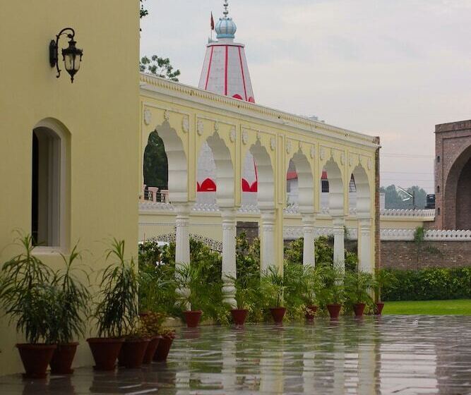 בית מלון כפרי Welcomheritage Ramgarh