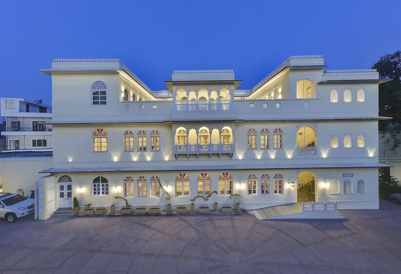 בית מלון כפרי Welcomheritage Ramgarh