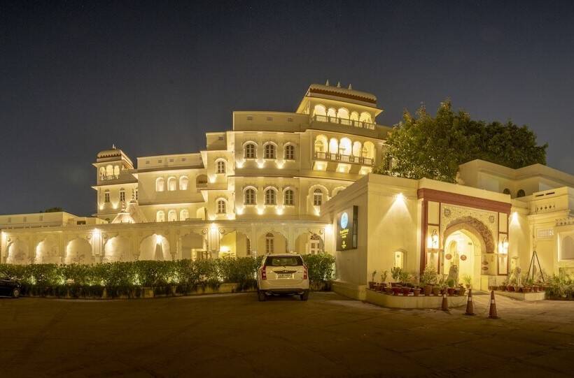 בית מלון כפרי Welcomheritage Ramgarh