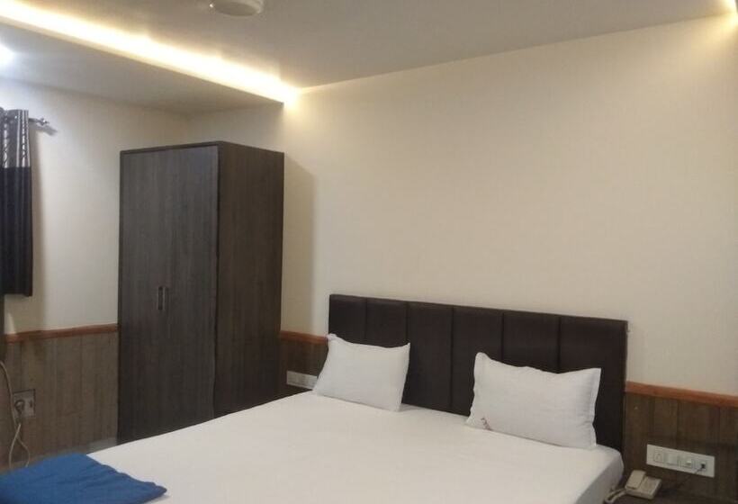 Jk Rooms 111 Hotel Shivala