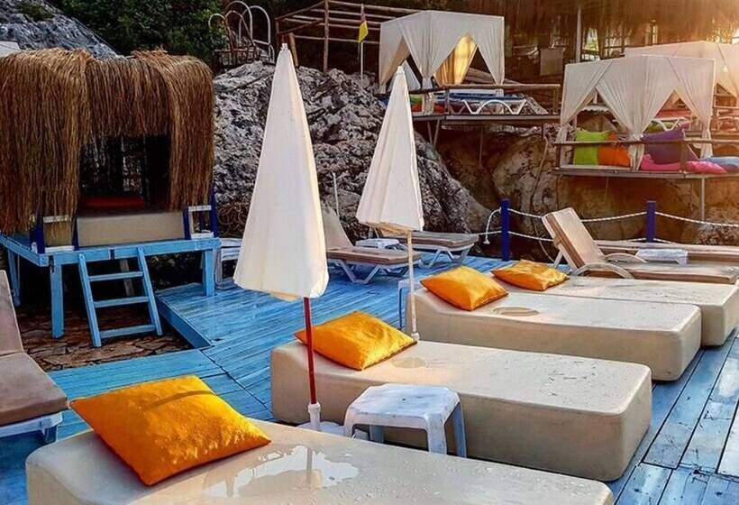 Merla Kas Villa Otelleri