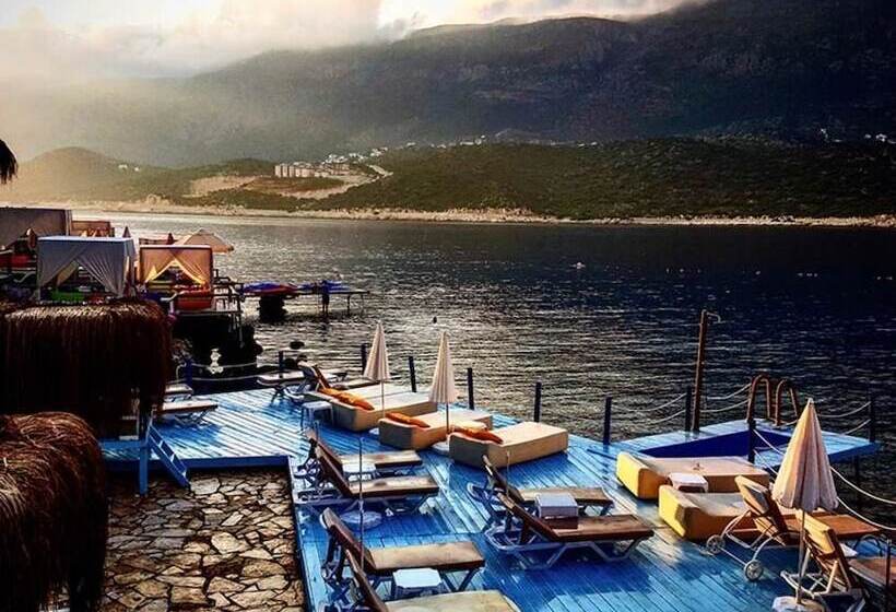 Merla Kas Villa Otelleri