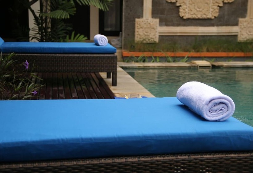 פנסיון Eddys Cottages & Villa