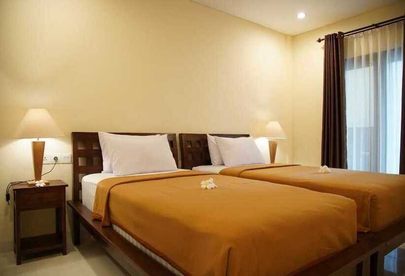 פנסיון Eddys Cottages & Villa