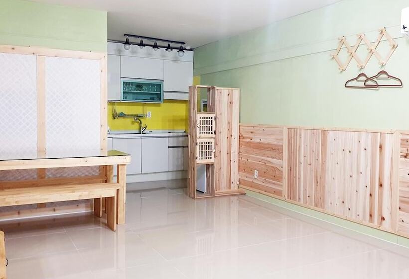 Gyeongju Green Valley Spa Pension