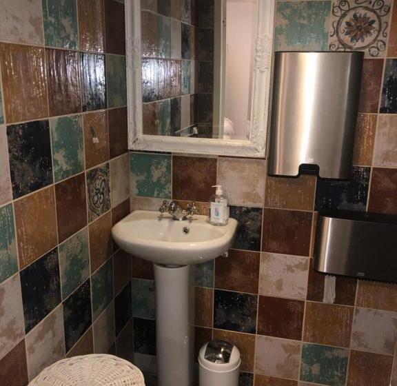 Pansiyon Villa Kadriorg Hostel