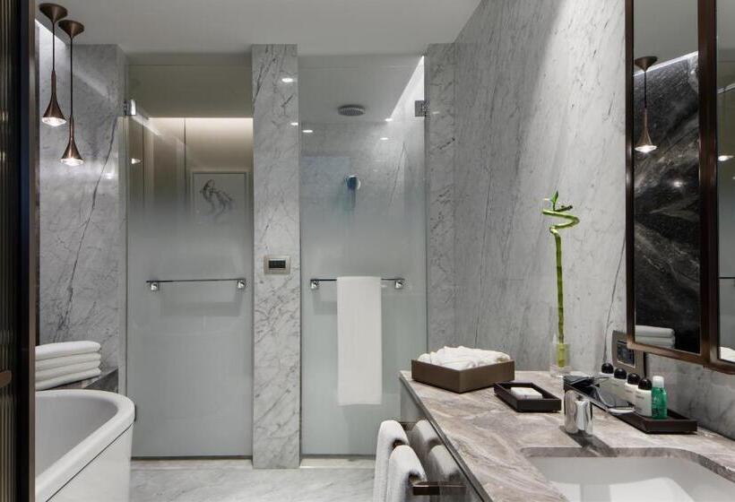 Reges, A Luxury Collection Resort & Spa, Cesme