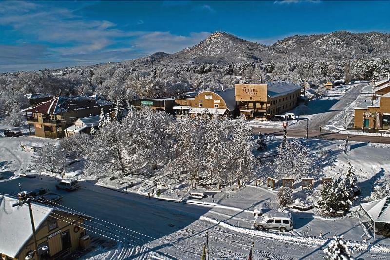 渡假胜地  The Chama  & Shops