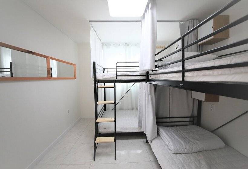 Zibro H Guesthouse Hostel