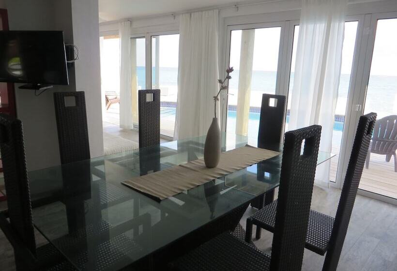 旅馆 Bahasea Backpackers