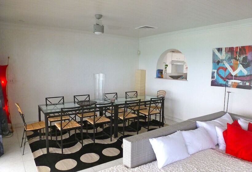 旅馆 Bahasea Backpackers