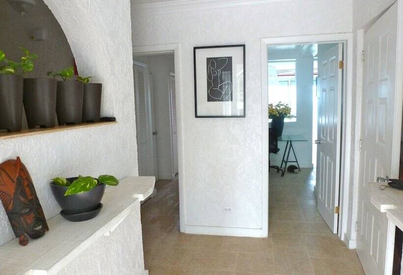 旅馆 Bahasea Backpackers