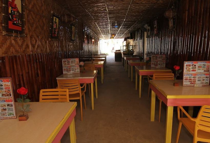 הוסטל Double J Hotel And Restaurant