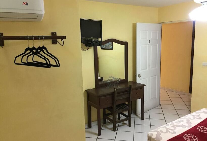 مبيت وإفطار Del Centro