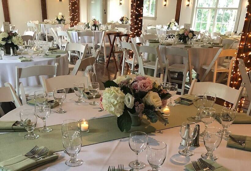 مبيت وإفطار Dowds Country Inn