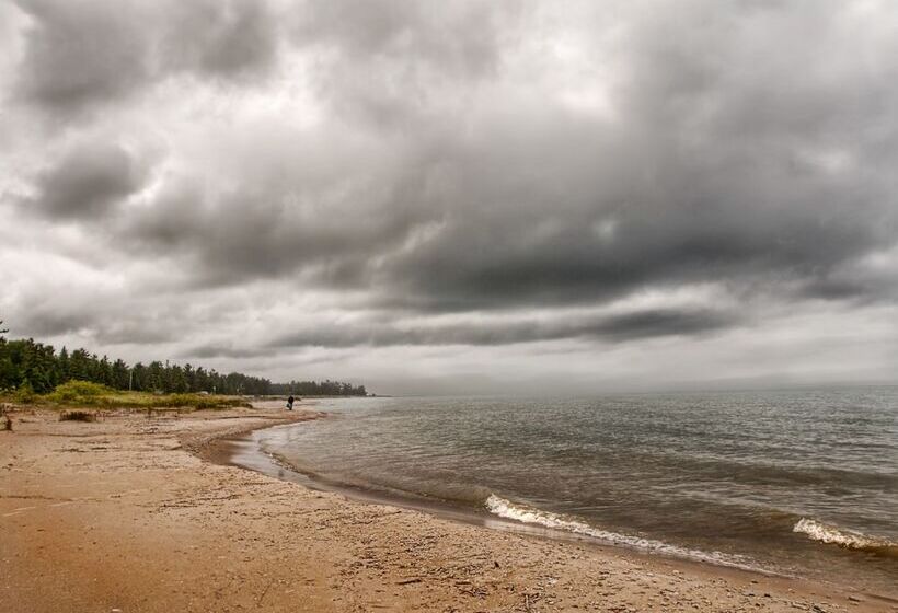 住宿加早餐  The Purple Martin Lakeside Inn Bird Sanctuary On Lake Huron
