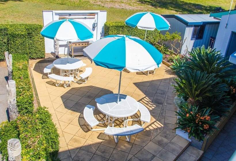 Blueys Motel