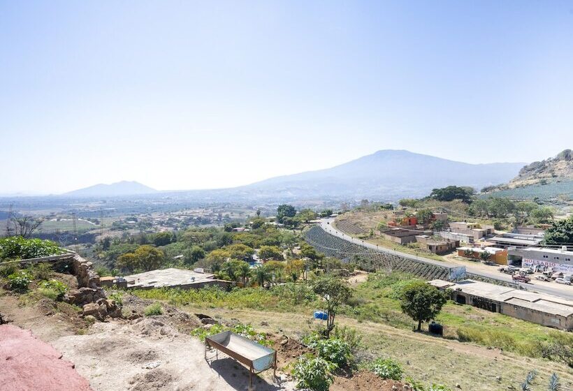 Capital O Hotel Posada Terraza, Guadalajara