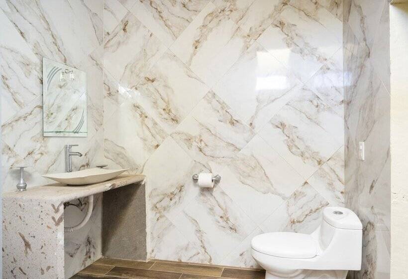 Capital O Hotel Posada Terraza, Guadalajara