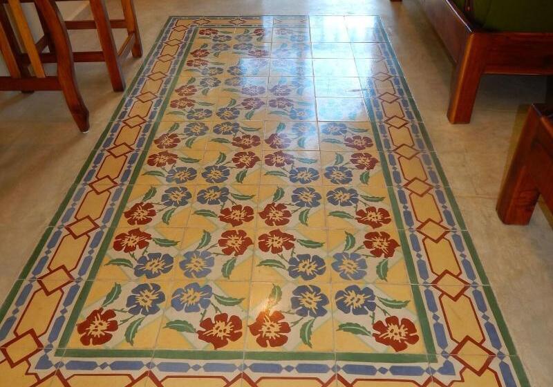 Casa Del Maya Bed & Breakfast