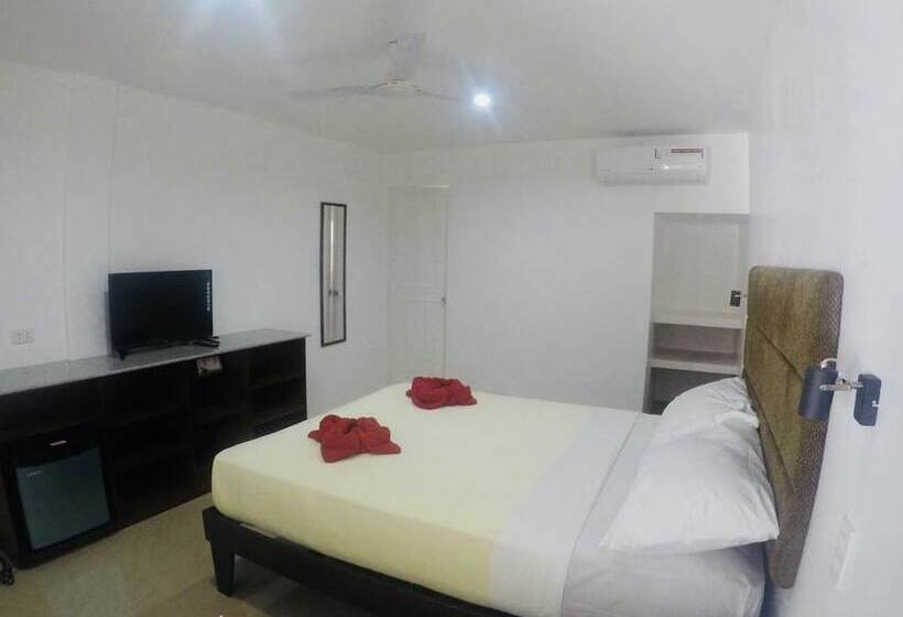Heartland Hotel Serviced Rooms & Apartments