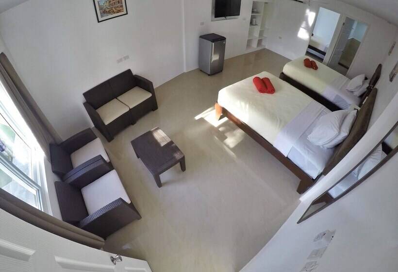 Heartland Hotel Serviced Rooms & Apartments