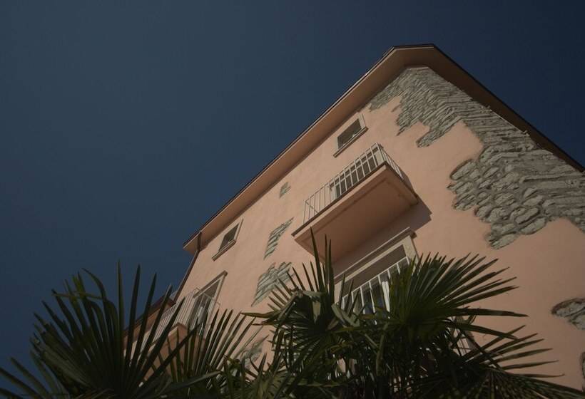 فندق فئة نجمة واحدة Club Da Baia