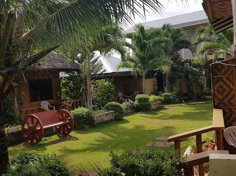 בית מלון כפרי Alona Bamboo House