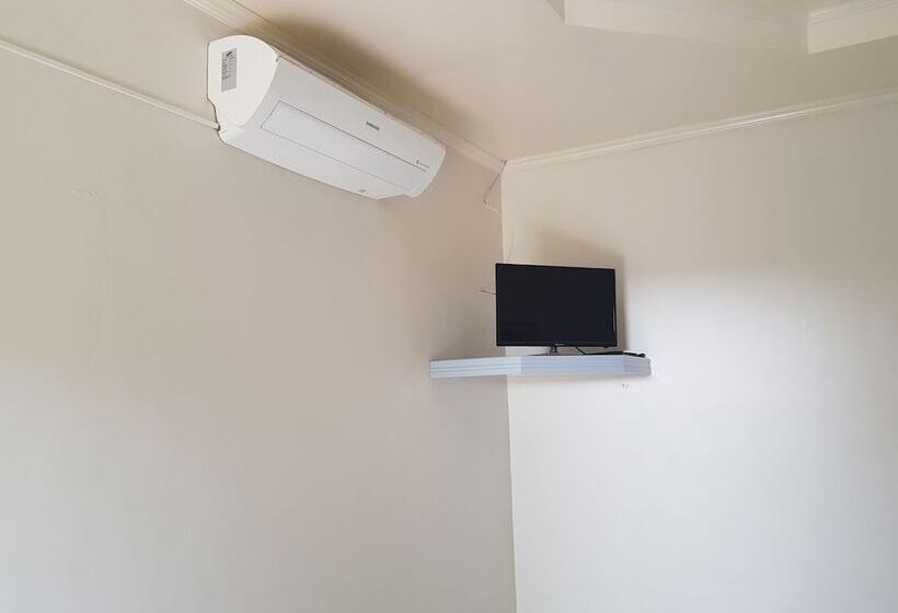 בית מלון כפרי Alona Bamboo House