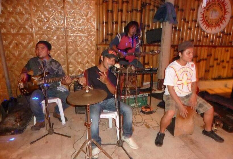 هتل Alona Vida Beach Resort