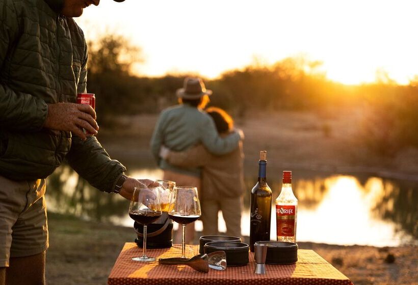 ホテル Amani Safari Camp