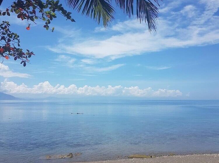 فندق Aundanao Oasis Beach