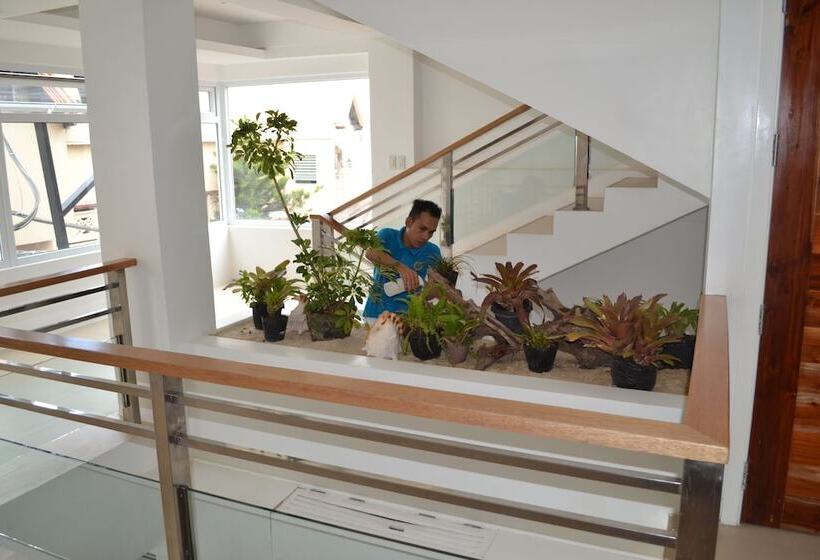 Hotel Boracay Suites