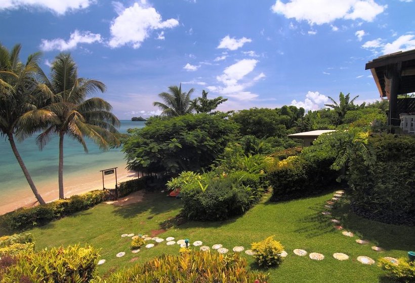 Hotel Coconut Grove Beachfront Cottages