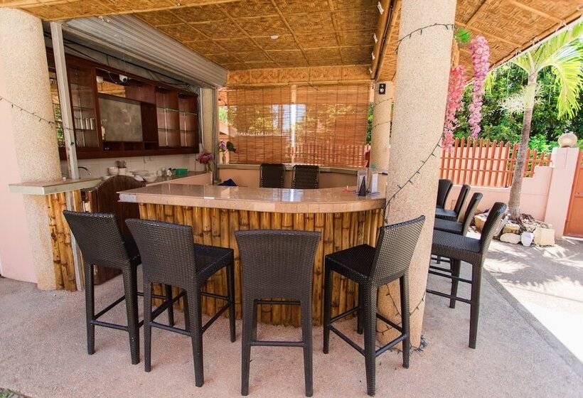 Conrada S Place Hotel And Resort