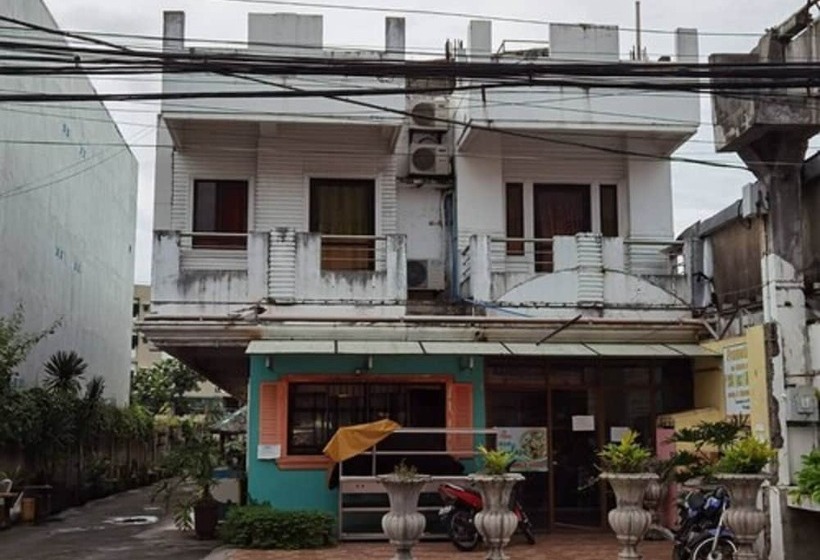 هتل Domer Residencias Naga City