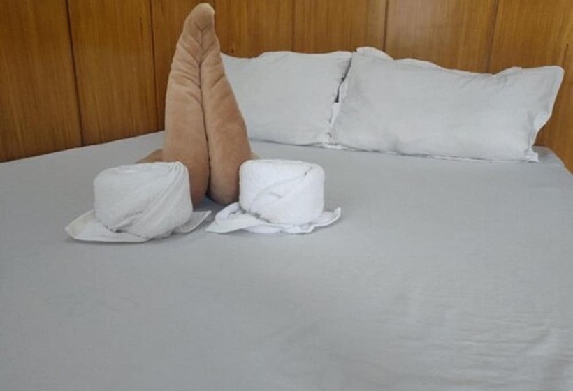 هتل Domer Residencias Naga City