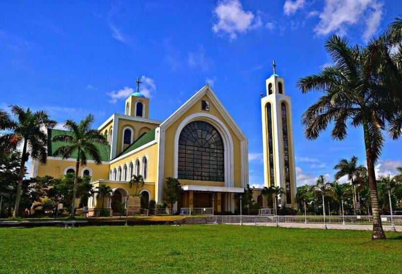 هتل Domer Residencias Naga City