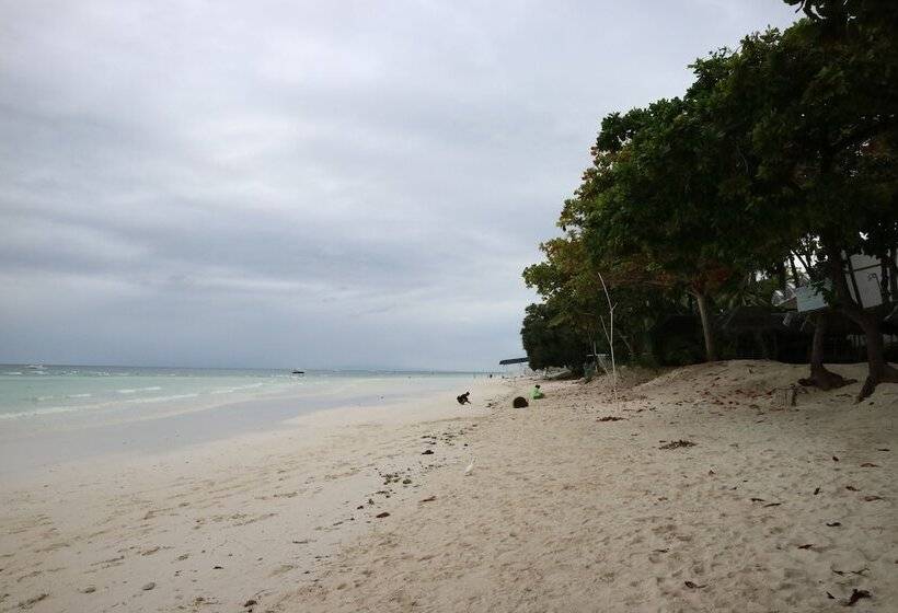 هتل Dubay Panglao Beachfront Resort