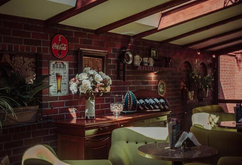 فندق Dworek Morski Spa & Wellness