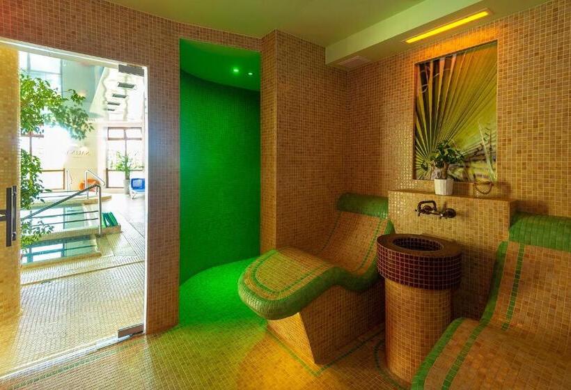 فندق Dworek Morski Spa & Wellness
