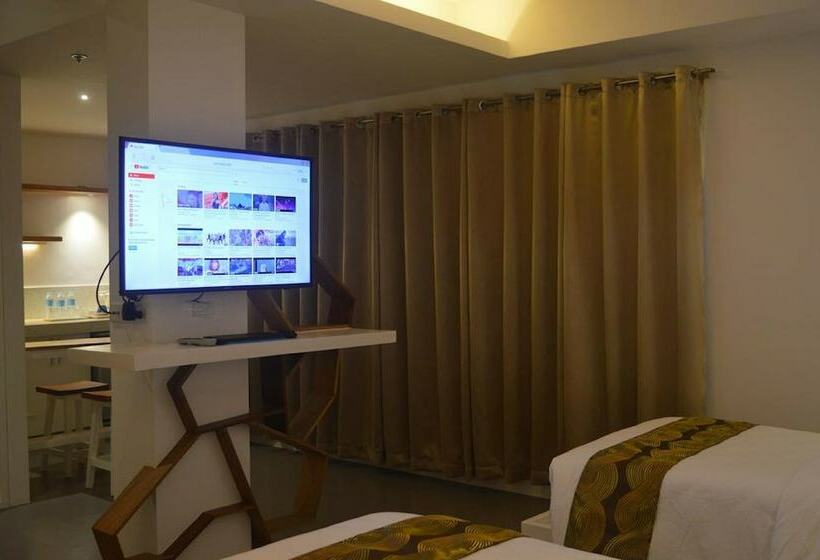 Hotel Boracay Suites