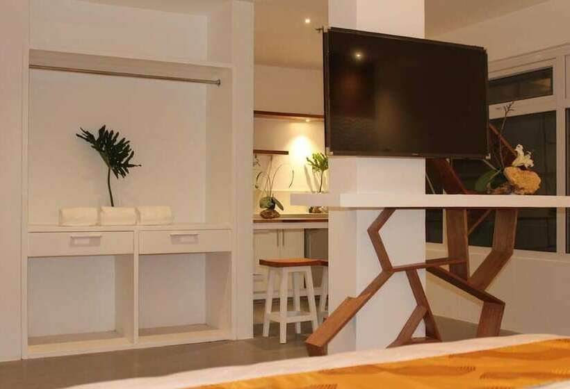 Hotel Boracay Suites