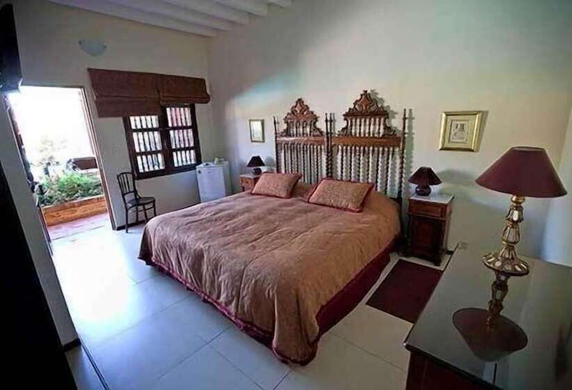 هتل & Hacienda El Carmelo