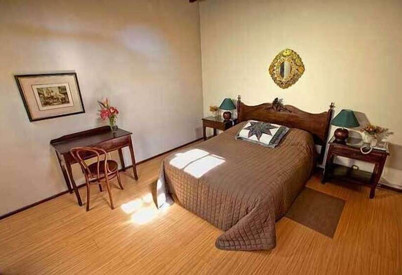 هتل & Hacienda El Carmelo